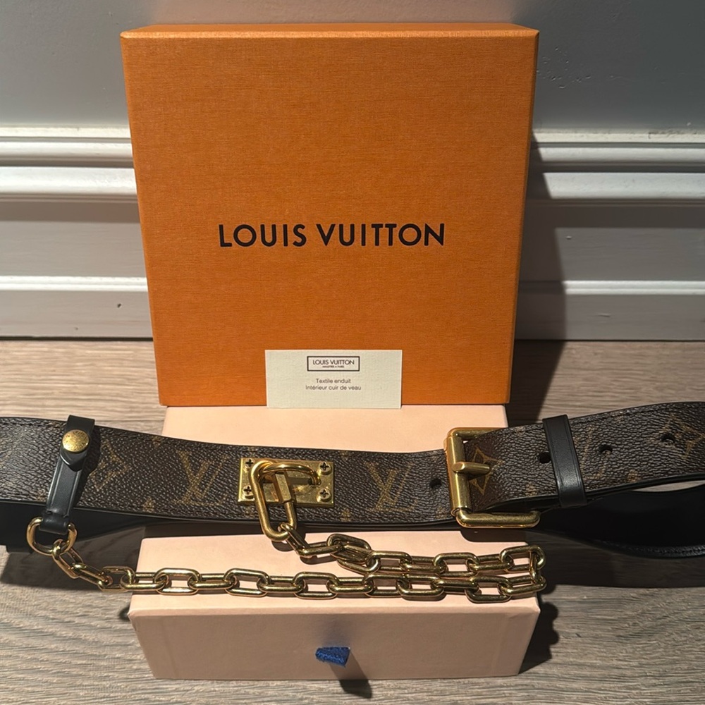 Louis Vuitton Brown Monogram Belt Gold Buckle